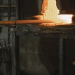 Een industriële omgeving met op maat gemaakte neuselementen voor druk- en temperatuurmeting.